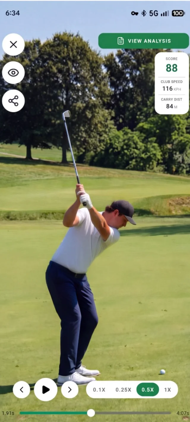 Replay Theater showing a golfer at the top of the backswing with score 88, club speed 116 kph and carry 84 m